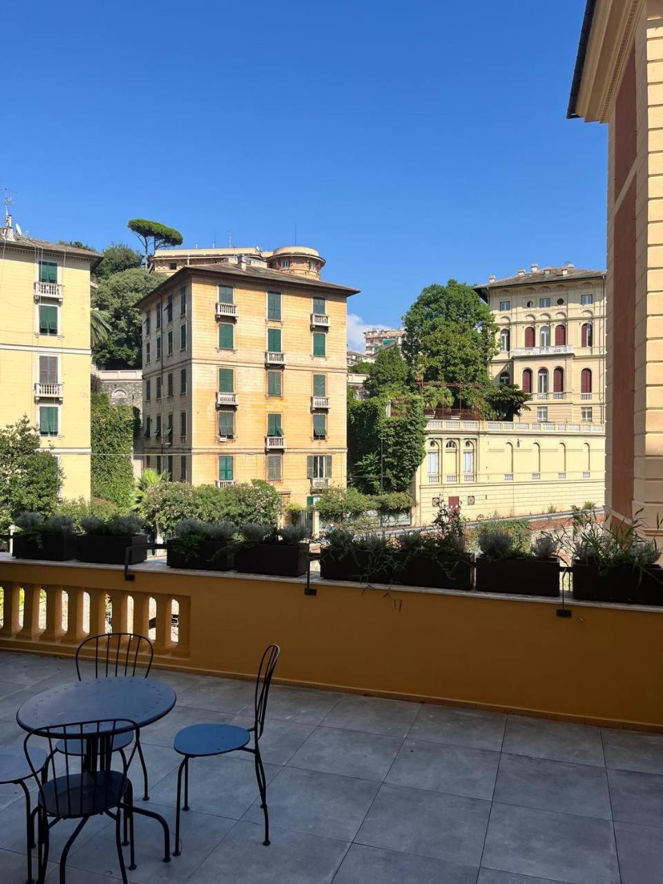 B&B Dimora Liberty Genoa Exterior photo